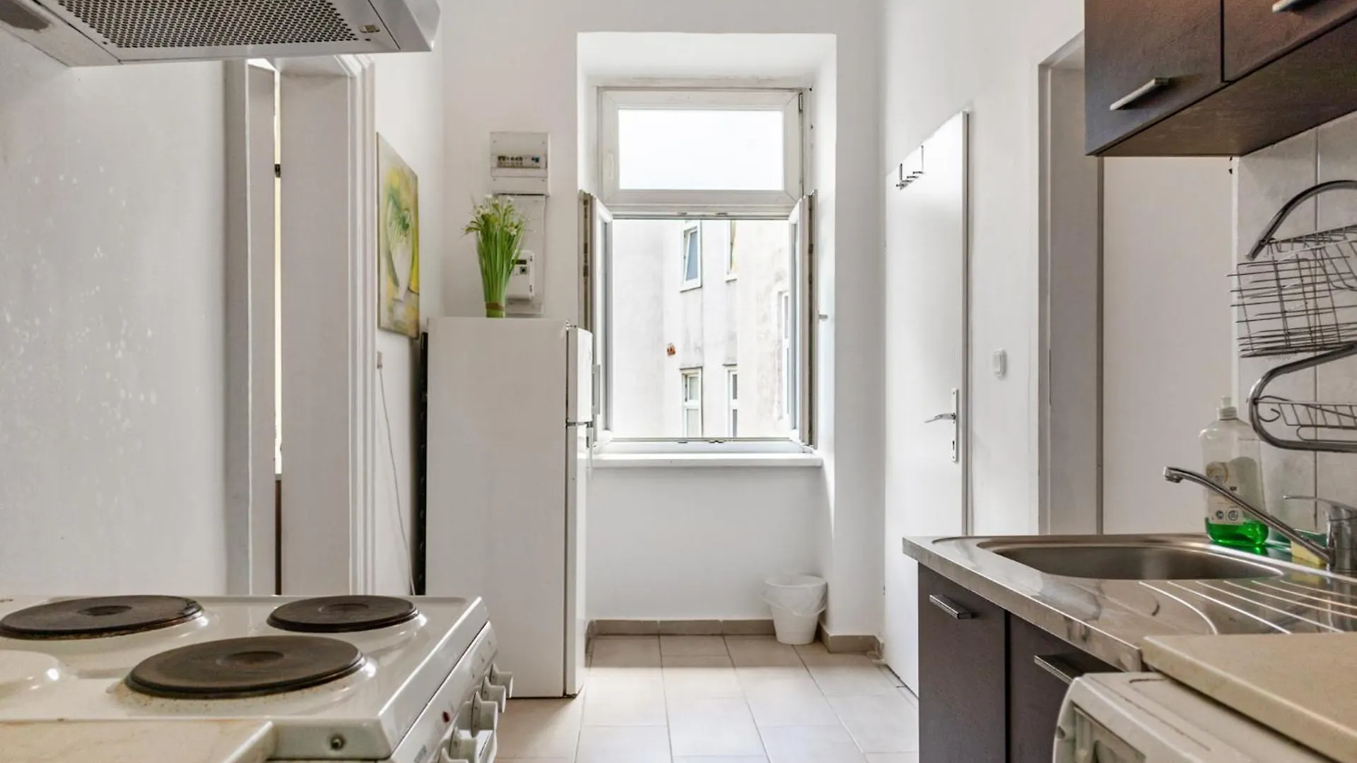 Budget Apartments Well Connected To The Whole City Wien