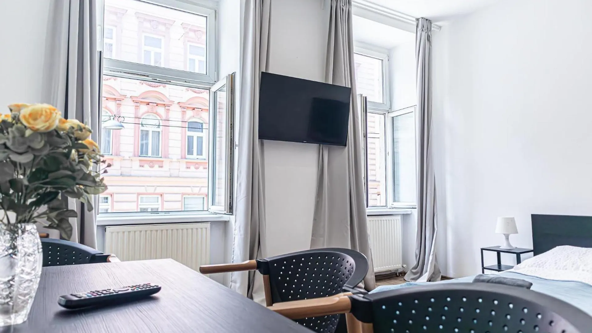 Budget Apartments Well Connected To The Whole City Wien